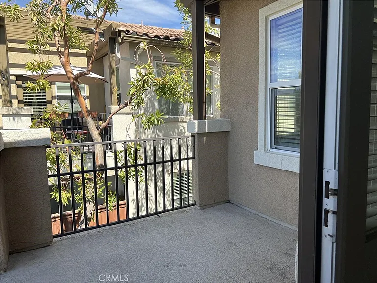 15329 Oak Tree Dr — Photo 45