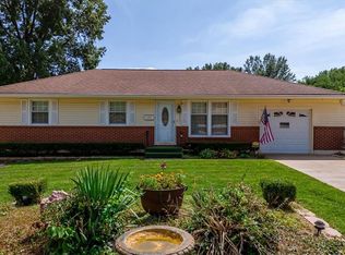 15401 E 37th St S, Independence, MO 64055