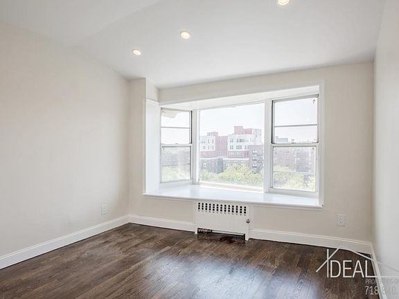 5th image of 483 Ocean Pkwy APT 6A
