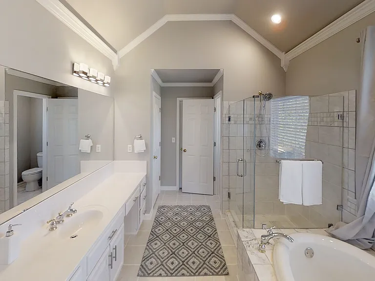 115 Thistlewood Ln — Photo 41