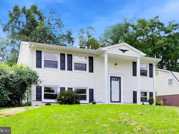 4401 Kentmore Dr, Woodbridge, VA 22193
