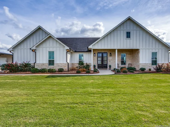 5339 Settlers Ridge Dr, Sealy, TX 77474