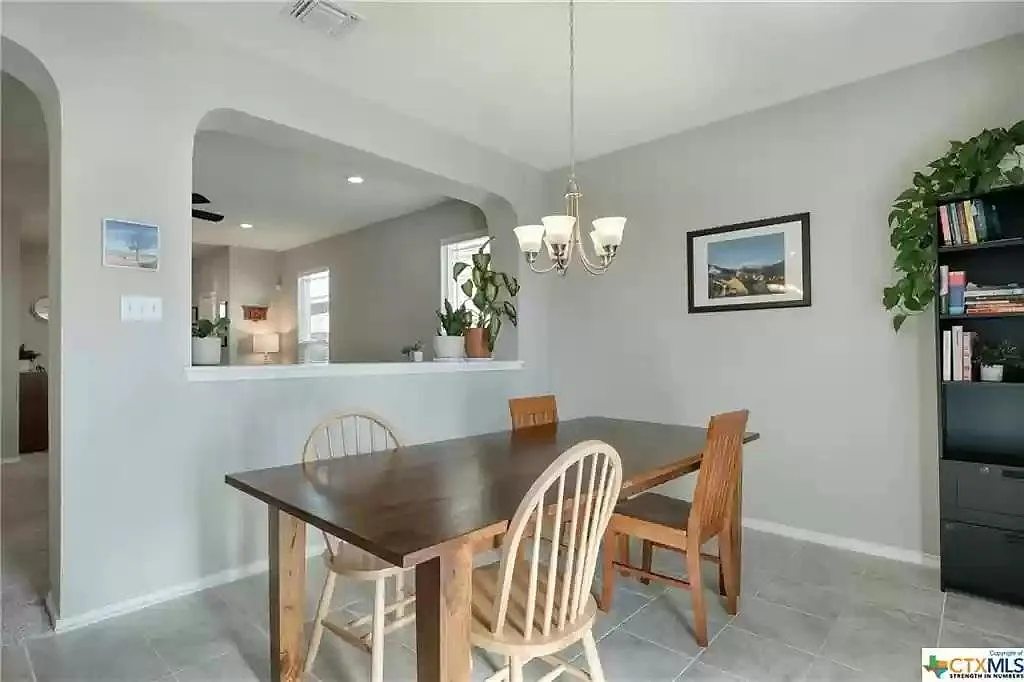 220 Danablu Dr — Photo 4
