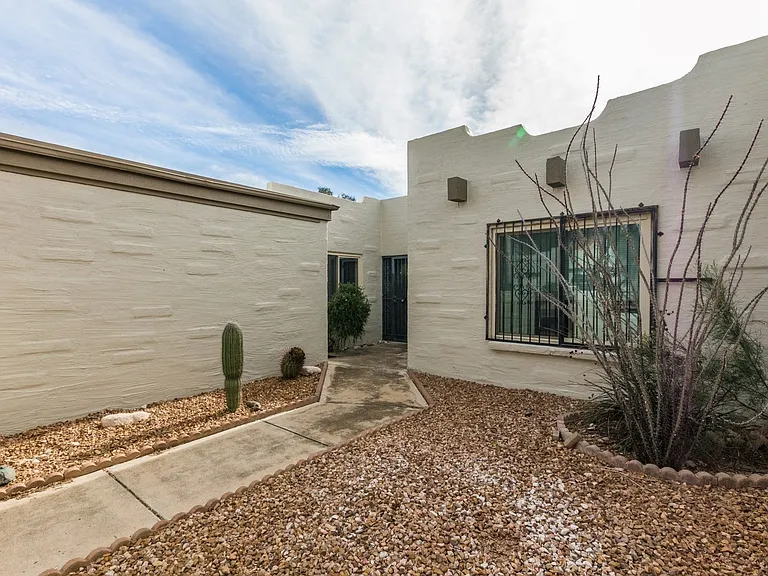 7420 E Wandering Rd — Photo 4