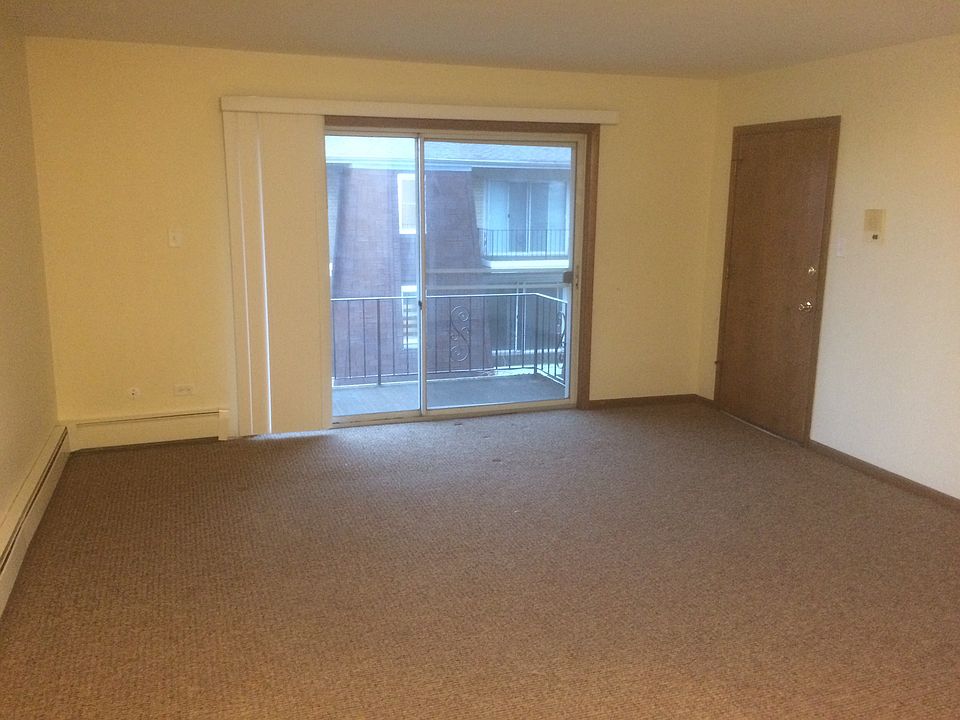 1st image of 16733 Forest Ave APT 1N