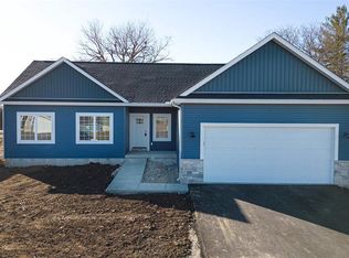 1738 East Kyle Circle, Beloit, WI 53511