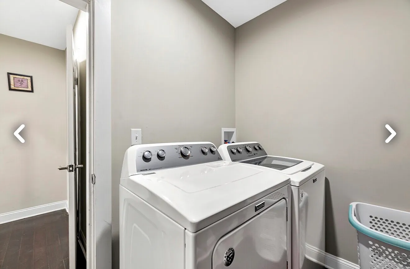3 bed, 1827 sqft, $2,199 — Photo 2