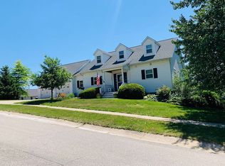 1650 Knoll Ct, Ely, IA 52227