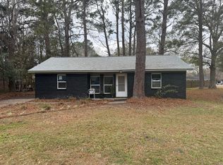 203 Shamrock Dr, Summerville, SC 29483