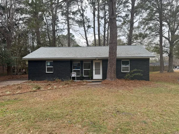 203 Shamrock Dr, Summerville, SC 29483