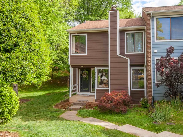1048 Cheshire Ct, Charlottesville, VA 22901