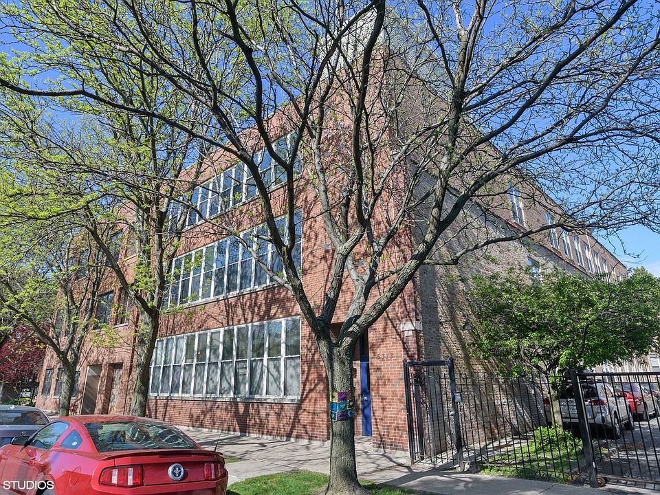 1st image of 5313 N Ravenswood Ave Unit 203