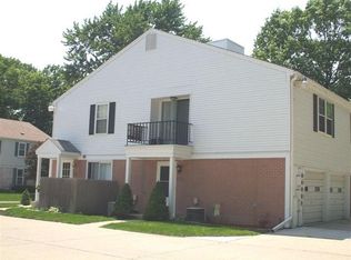24399 Meadow Bridge Dr, Clinton Township, MI 48035