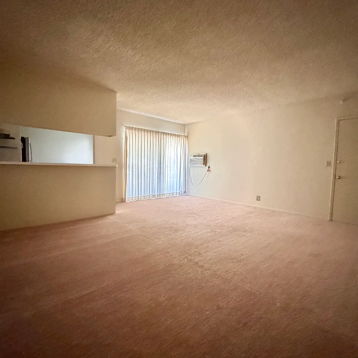 Building Photo - 1325 Lyndon St #6
