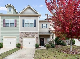 630 Oakside Pl, Acworth, GA 30102
