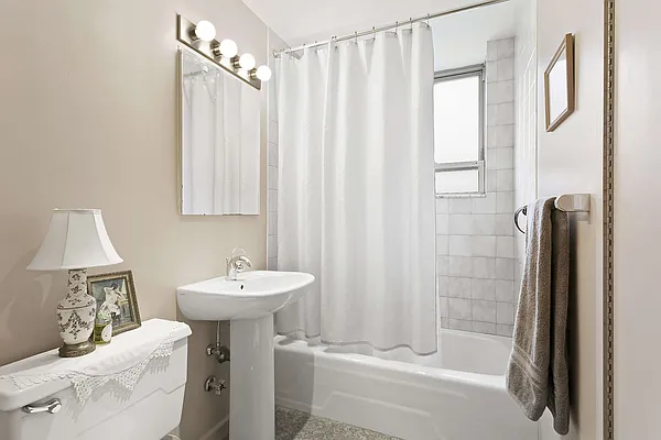 Sold by Compass | media 7