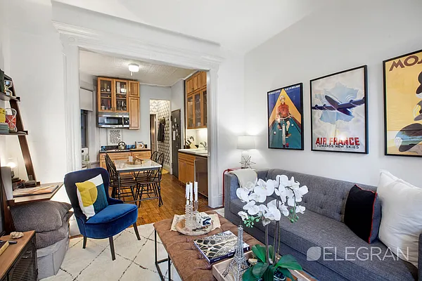 Sold by (Legacy) Elegran | media 2