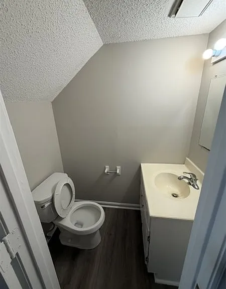 1002 Fieldcrest Cir — Photo 8