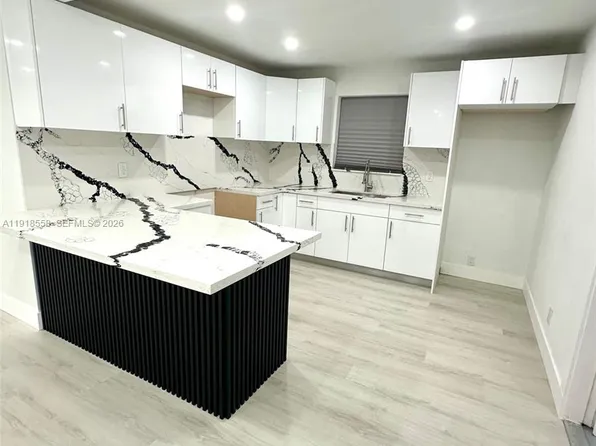 145 NW 2nd St, Dania Beach, FL 33004