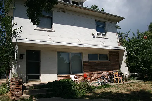 1061 12th St #203 Photo 1