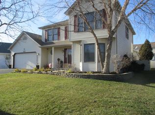 788 Hoover Dr, Carol Stream, IL 60188