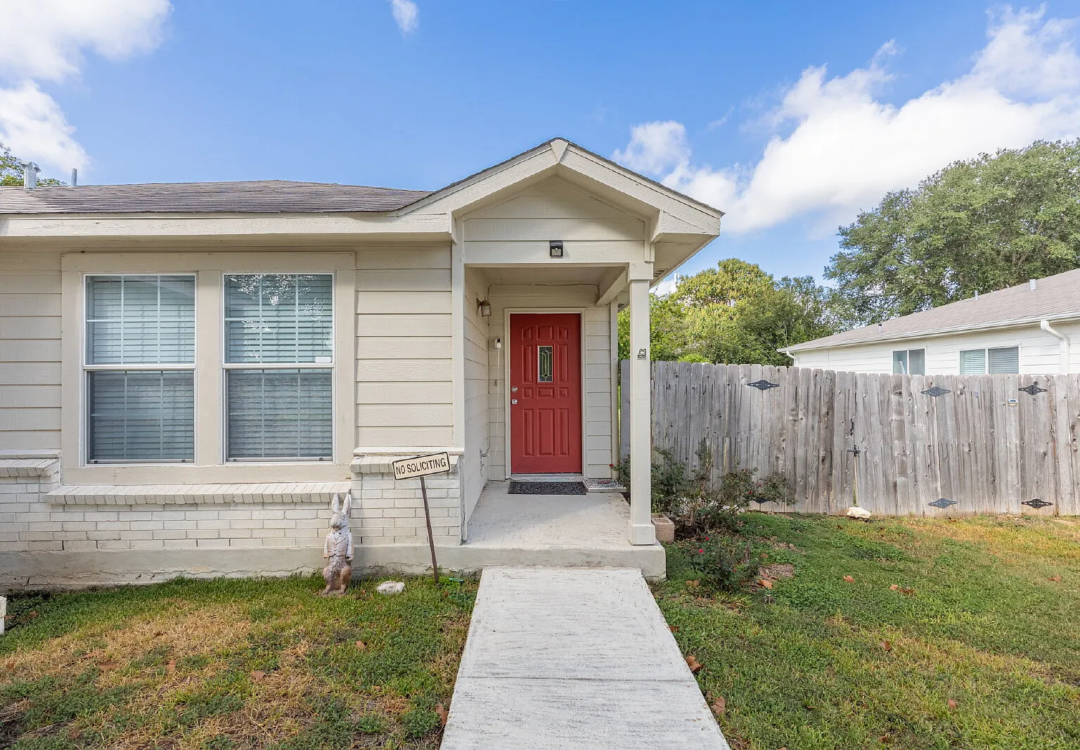4 bed, 2.0 bath, 1512 sqft, $1,850 — Photo 3
