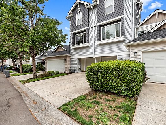 2nd image of 8816 NE 16th Way