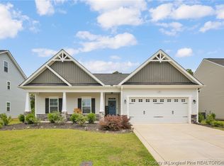 313 Springhaven Dr, Raeford, NC 28376