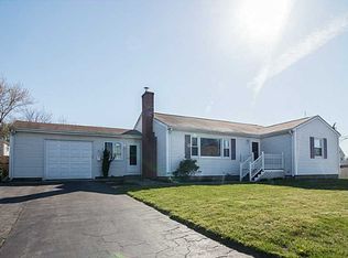 75 Tab Ave, East Providence, RI 02914