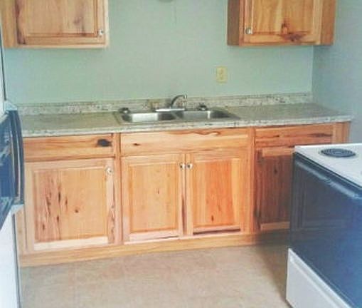 4th image of 810 W Kenedy Ave