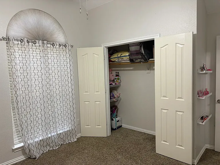 8825 Trace Ridge Pkwy — Photo 2