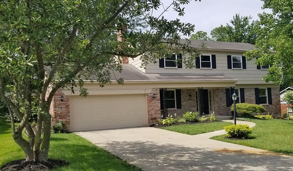 1st image of 723 Woodfield Dr