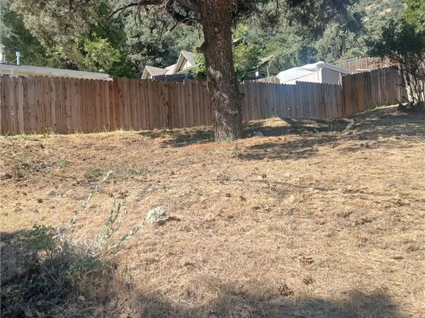137 E End Dr, Frazier Park, CA 93225