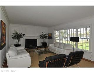 2nd image of 1308 Wren Pl