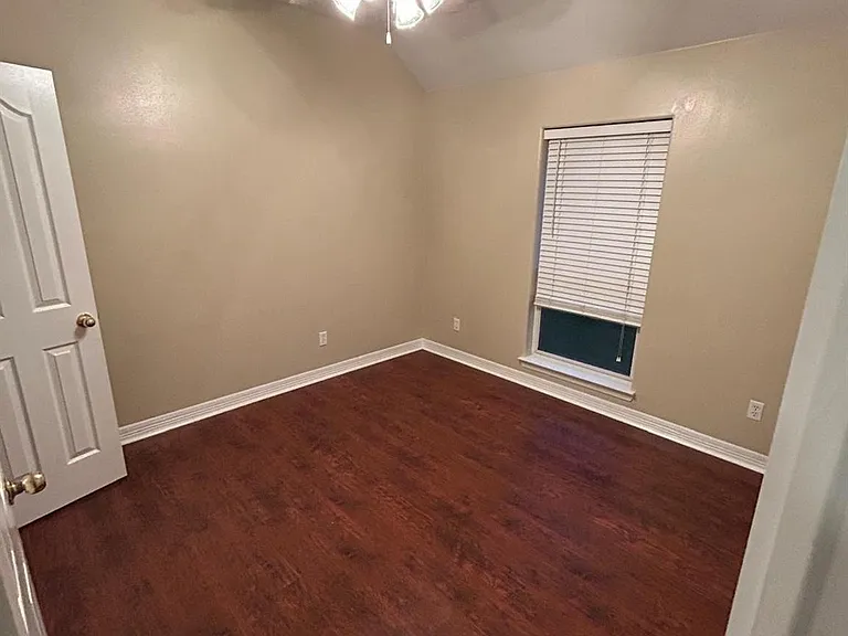 3702 Mystic Cir — Photo 26