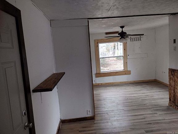 4th image of 1013 Lincoln St
