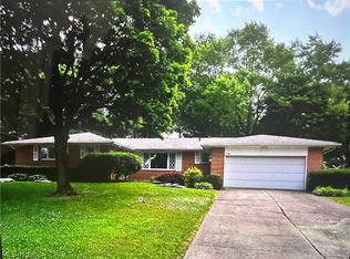 750 Old Wagon Ln NE, Warren, OH