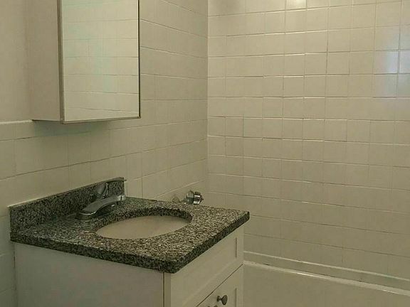 4th image of 123-60 83rd Ave Penthouse J
