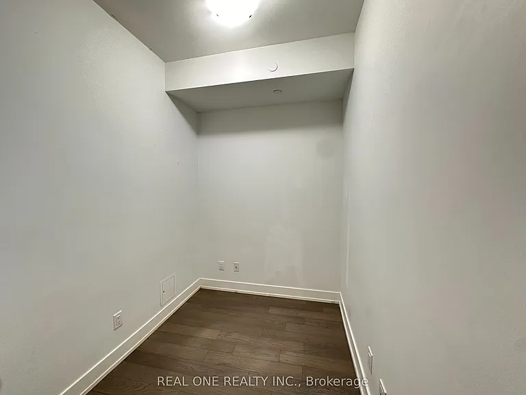 7 Grenville St #1606 — Photo 12