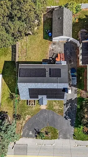 463 Lincoln St Photo 1