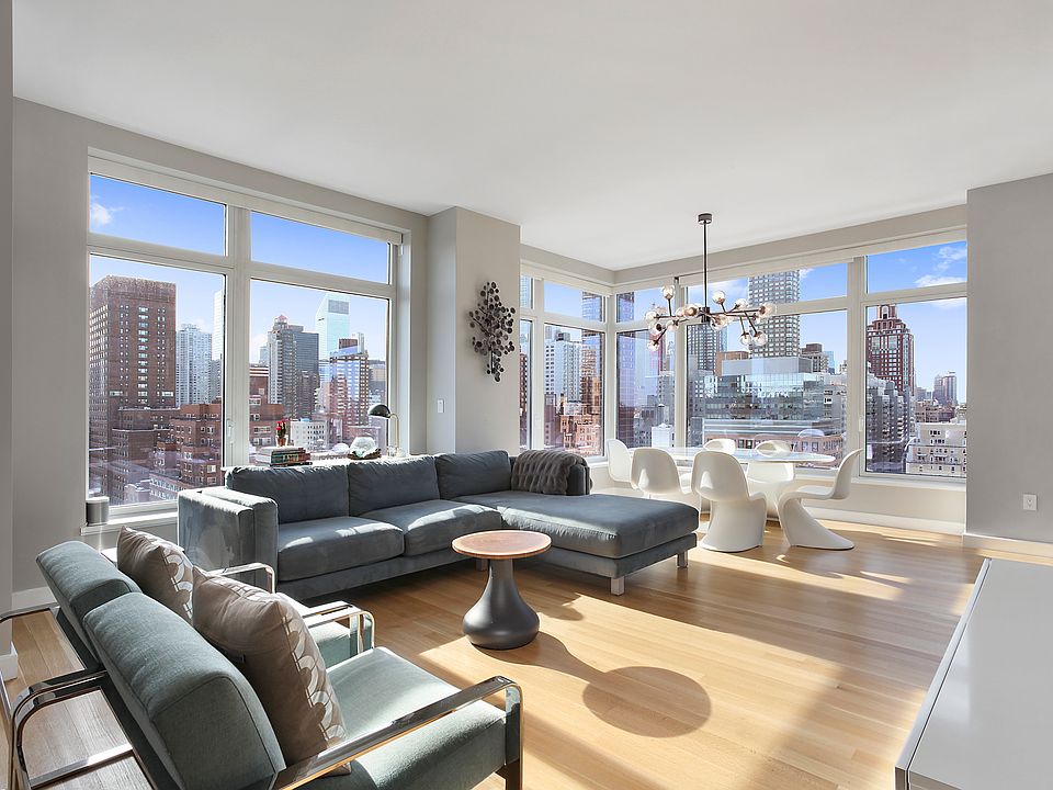 1st image of 400 E 67th St #19A