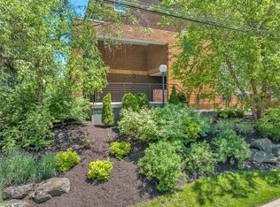 5742 5th Ave APT 306, Pittsburgh, PA 15232
