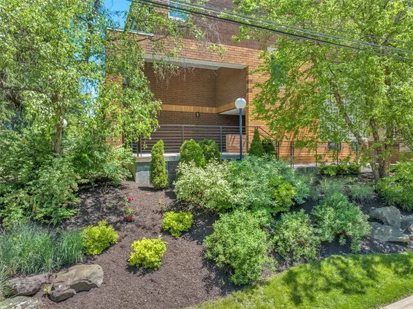 5742 5th Ave APT 306, Pittsburgh, PA 15232