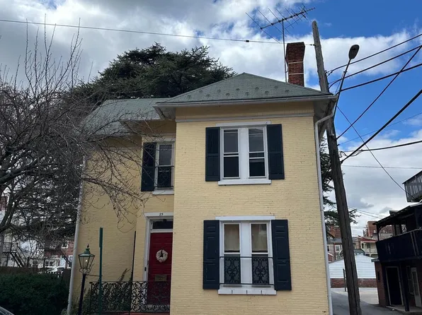 25 W Barnard St, West Chester, PA 19382