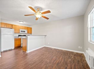 765 Robb Ave APT 4, Clarksville, TN 37040