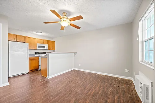Robb Avenue-765 (x14) Photo 1