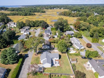 16 Howard Street, Old Saybrook, CT, 06475