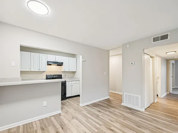 Flats on Tamarack, 4657 Tamarack Blvd APT B2, Columbus, OH 43229