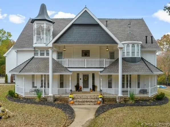 804 E Van Buren St, Broken Arrow, OK 74011