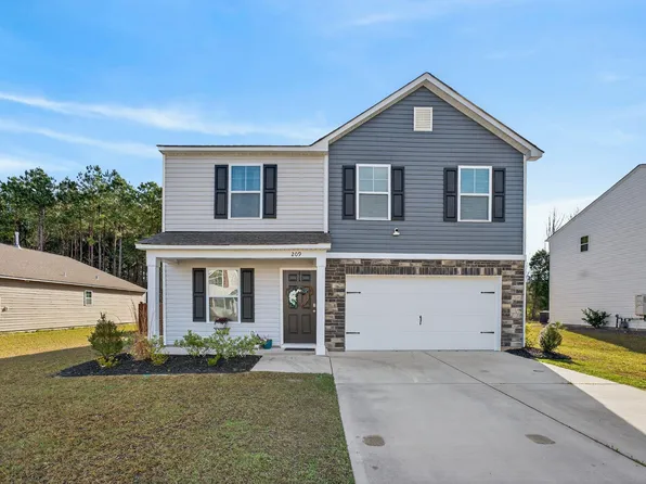 209 Carriagebrook Cir, Camden, SC 29020